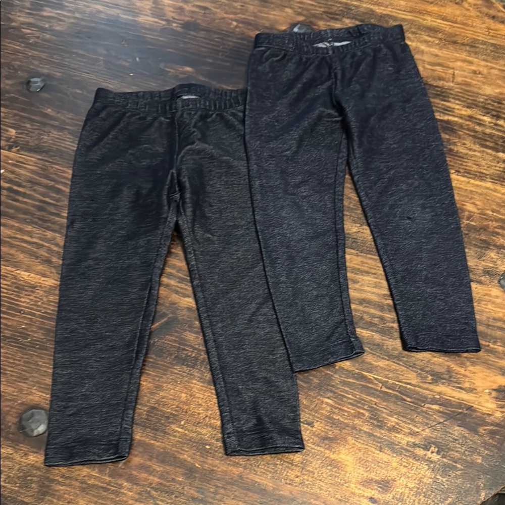Kids Stretch denim Old Navy bundle of 2 Leggings-like new!